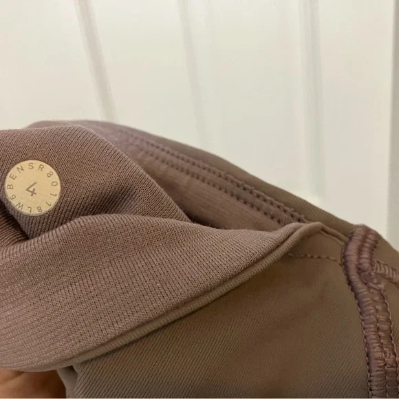 Lululemon Train Times 7/8 Pant 25” - Picture 4 of 5